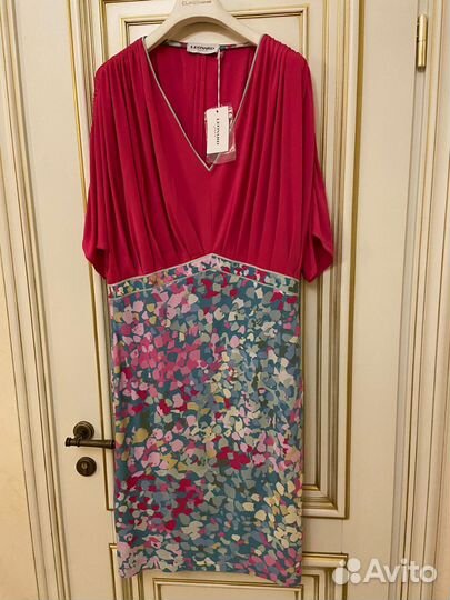 Платье женское 48 50 италия новое