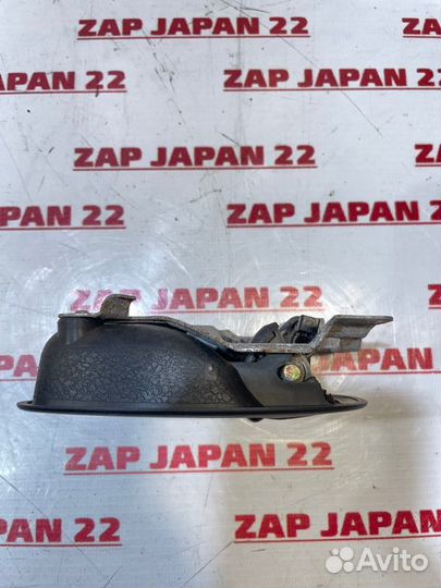 Ручка двери внутренняя передняя правая Mitsubishi