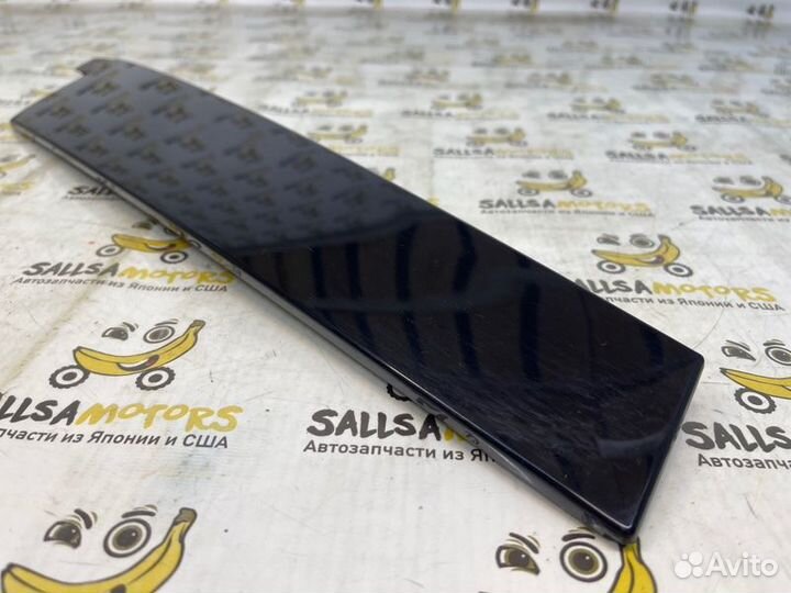 Накладка двери передняя левая Volkswagen Touareg