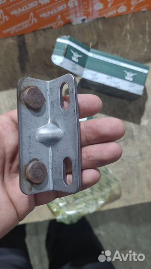 Кронштейн петли капота УАЗ patriot