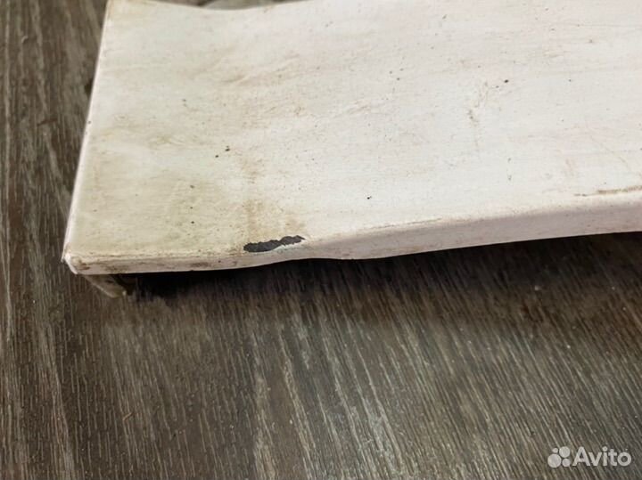 Крыло переднее правое Peugeot 408