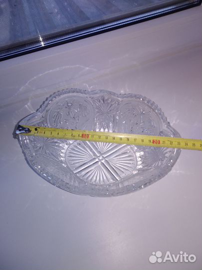 Салатник хрусталь. Хранение за стеклом