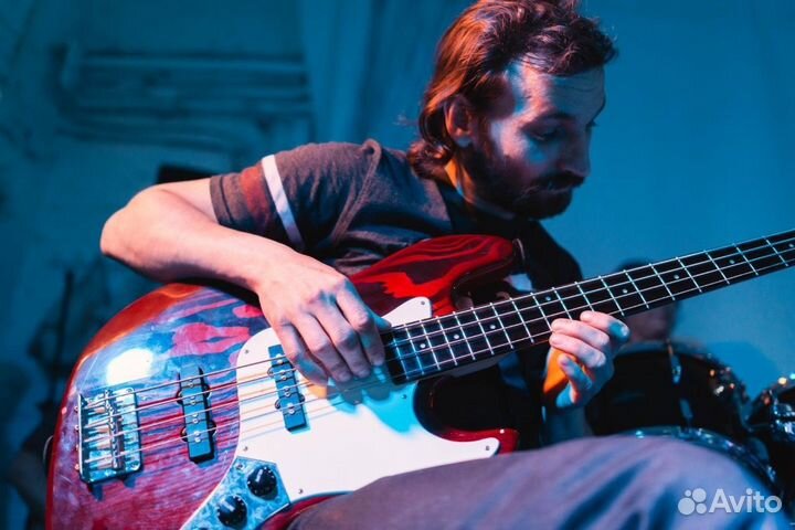 Уроки бас-гитары Школа Sound Scape