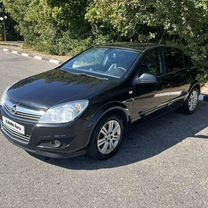 Opel Astra 1.6 MT, 2011, 202 000 км, с пробегом, цена 760 000 руб.