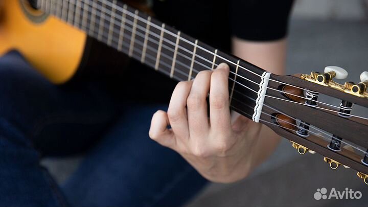 Уроки игры на гитаре для детей