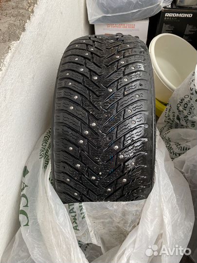 Nokian Tyres Hakkapeliitta 8 215/55 R17
