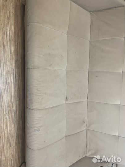 Диван угловой