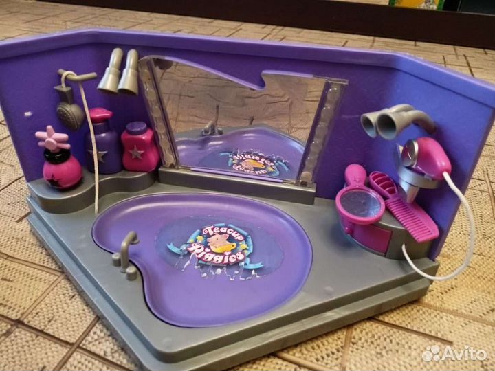 Набор Хрюша в чашке, автомобиль и салон красоты