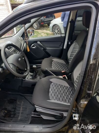 LADA Granta 1.6 МТ, 2022, 6 000 км