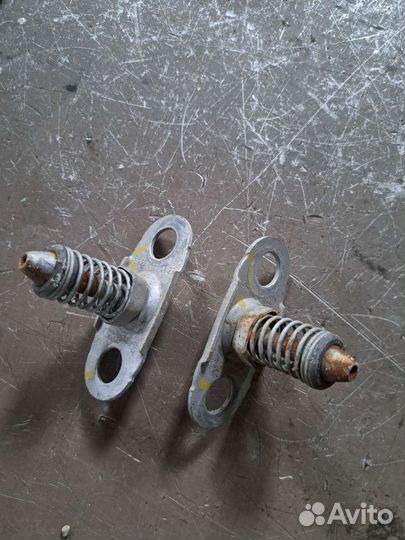 Замок капота BMW Е53