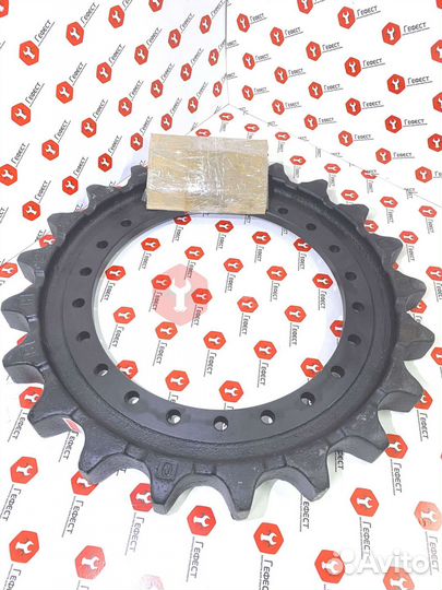 Звездочка Hitachi ZX200LC-5G