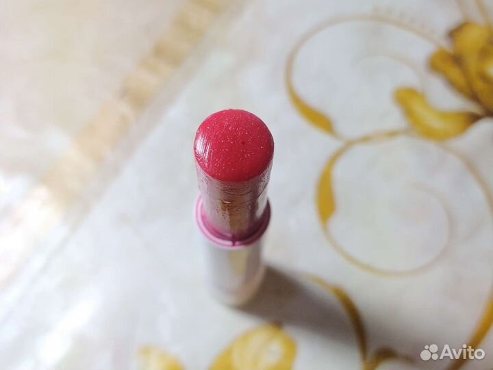 Увлажняющий блеск для губ