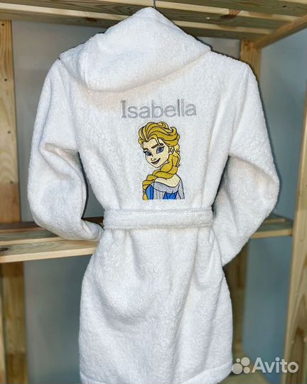 Халаты и полотенца с именной вышивкой