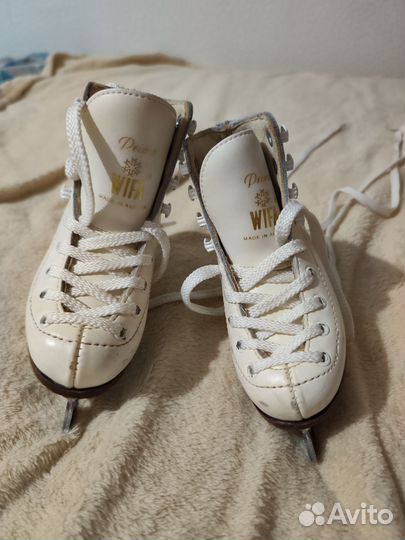 Фигурные коньки wifa 25