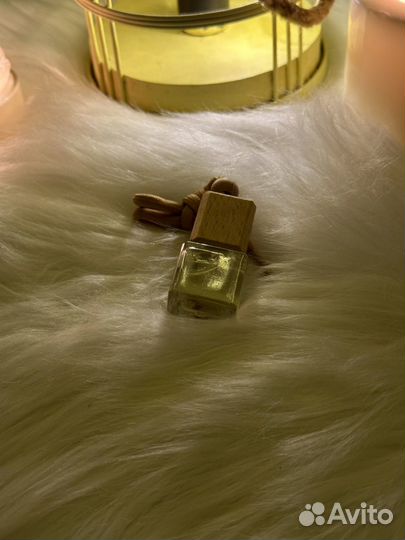 Ароматизатор для автомобиля