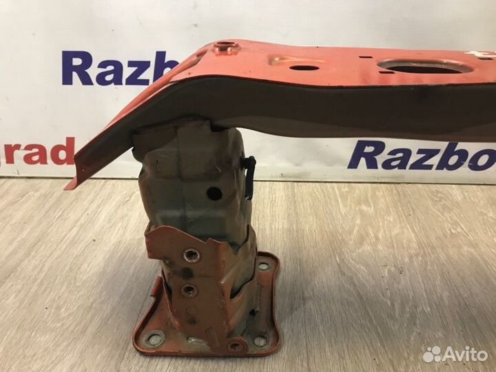 Усилитель бампера передний Ford Focus 3 1.6 iqdb