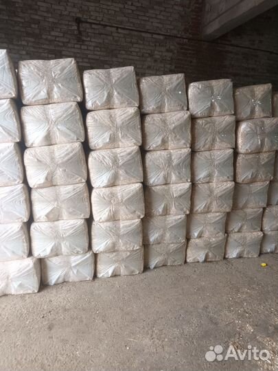 Опилки стружка в брикетах для подстилки животным