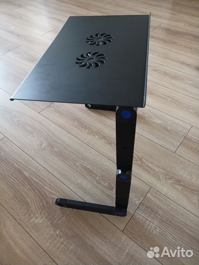 Стол-трансформер для ноутбука с охлаждением