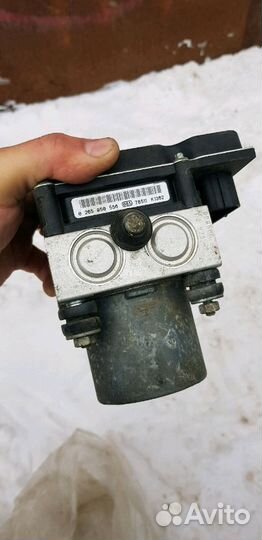 Блок ABS(насос) Ауди 4F0 910 517