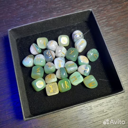 Руны карманные.Зеленый агат