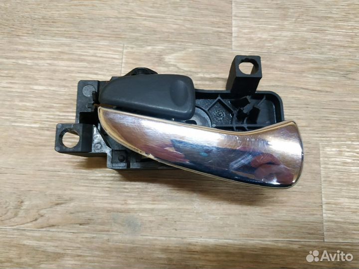 Ручка двери внутренняя левая Jaguar S-Type