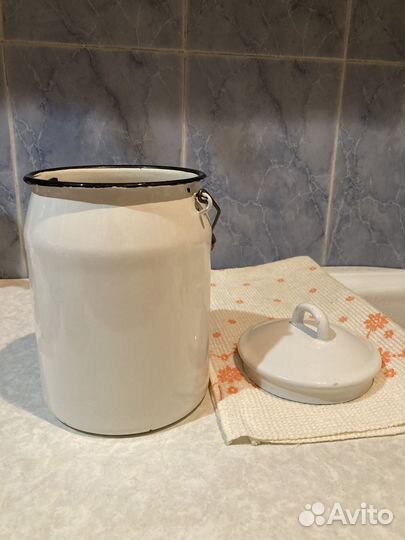Молочный бидон эмалированный