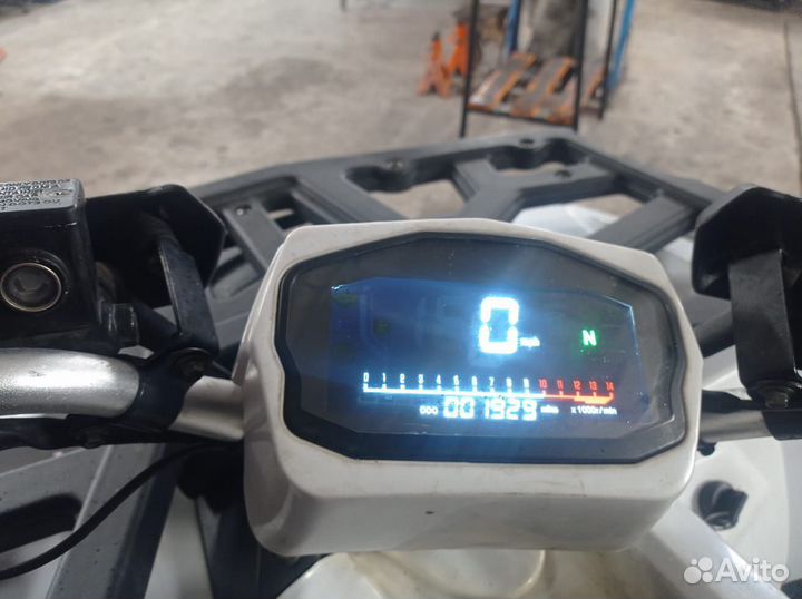 Квадроцикл авантис Хантер 200