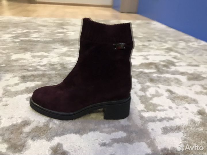 Ботинки зимние женские