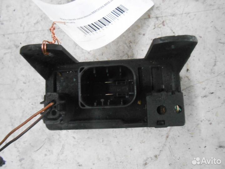 Реле свечей накала Mercedes-Benz E-Class