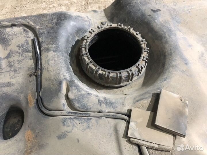 Бензобак kia cerato 1