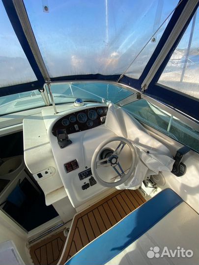 Катер яхта Sea Ray 240 sundancer