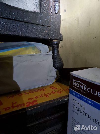 Буфеты и серванты старинные