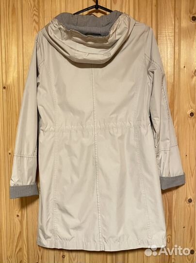 Плащ женский 46 размер