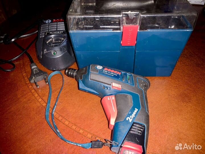 Аккомуляторная отвертка Bosch