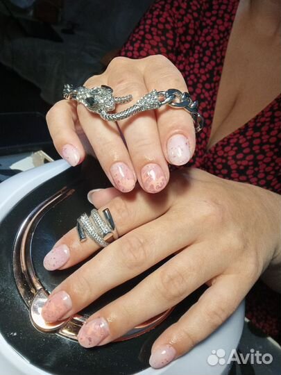 Наращивание ногтей