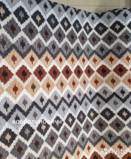 Палас ковровое покрытие ковролин черн.штрих золото