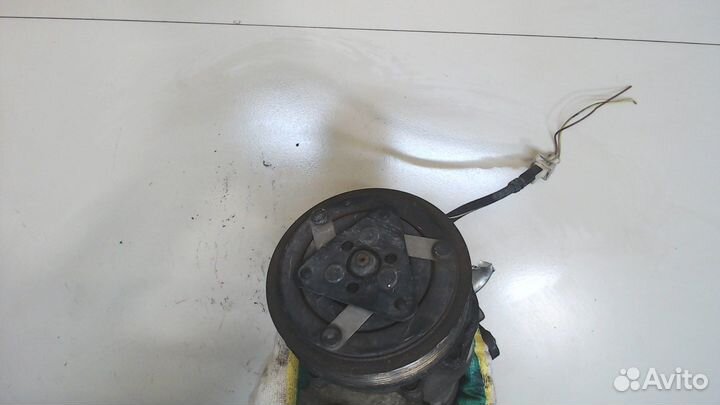 Компрессор кондиционера Peugeot 206, 2000