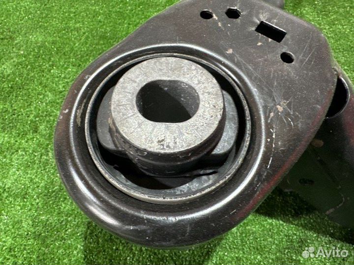 Подрамник балка передняя Audi A6 C6 Quattro седан