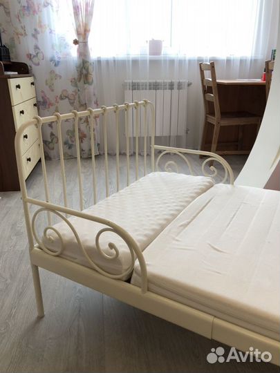 Раздвижная кровать Миннен (IKEA)