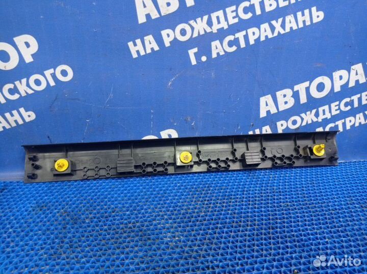 Накладка на порог Ford Focus 3 седан iqdb 2011