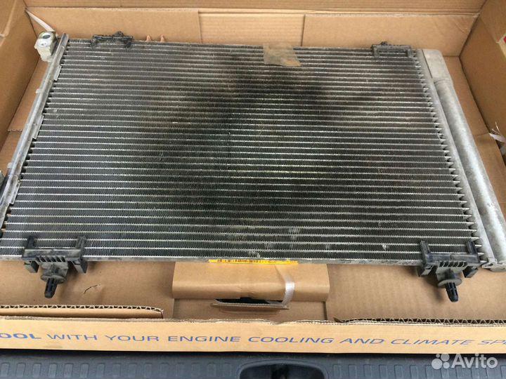Радиатор кондиционера Ситроен С4 В7