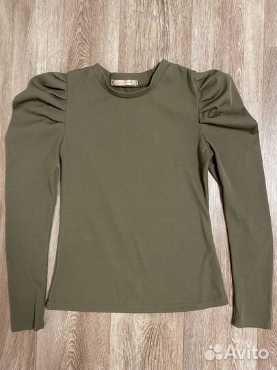 Продаю кофточку