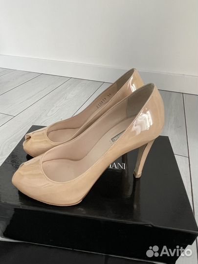 Туфли женские Giorgio Armani