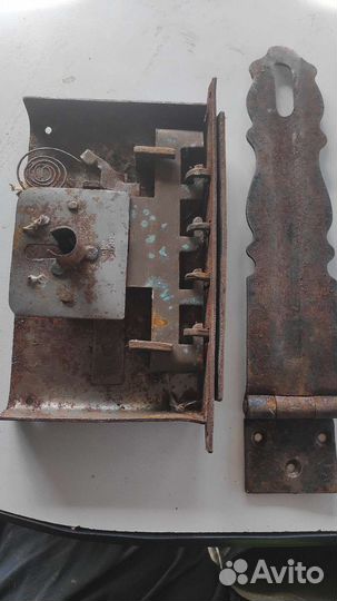 Замок сундука