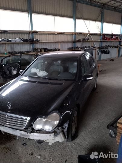 Разбор авто Mercedes-benz c-class W203