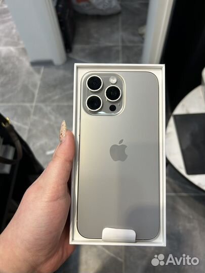 iPhone 15 Pro Max, 256 ГБ