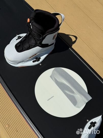 Доска для вейкборда