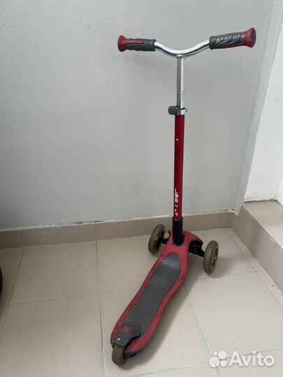 Самокат 3х колесный
