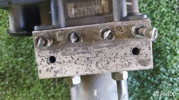 Блок ABS Toyota Avensis 272 3zrfae 2012