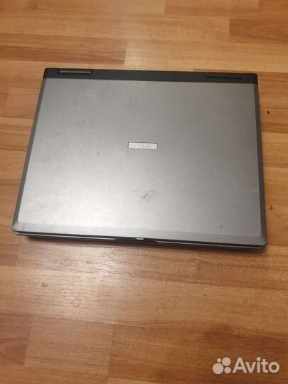 Ноутбук asus